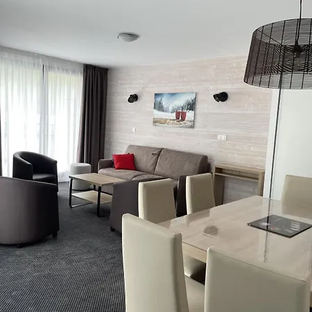 Apartmán Le Portillo - Piscine - 4 Pieces Pour 8 Personnes Mae-6083